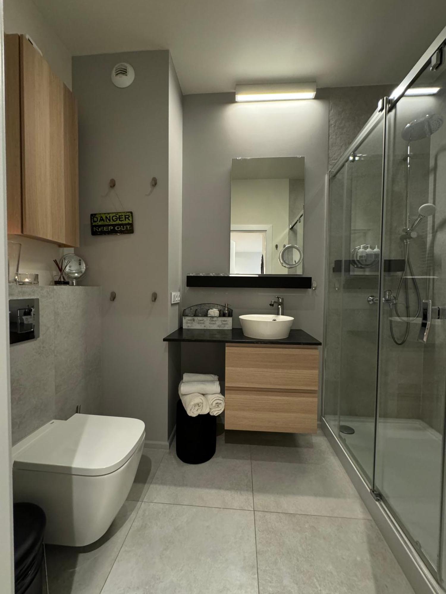 Relax&Comfort New Waw 50 Sqm With Terrace, Garden, Free Parking And Ac Varsovia Exterior foto